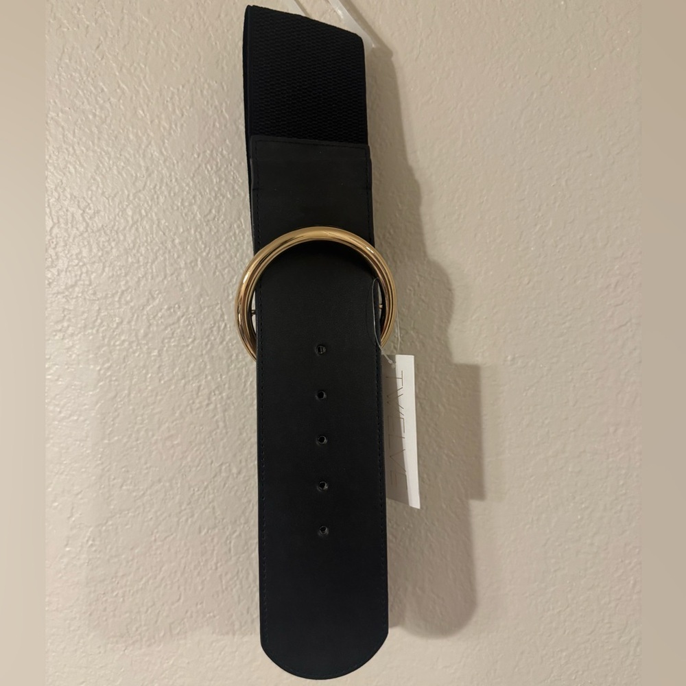Black Chunky Belt with Gold Buckle